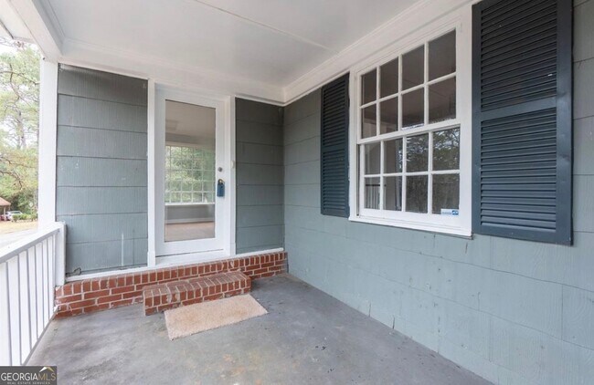 Foto del edificio - 1755 Foster Pl