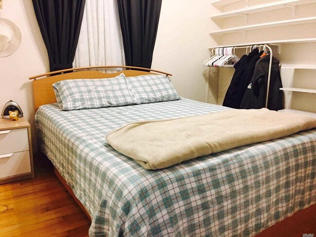 Foto del edificio - 134-17 Sitka St