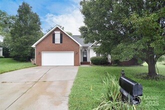 Building Photo - 1001 Galena Chase Dr