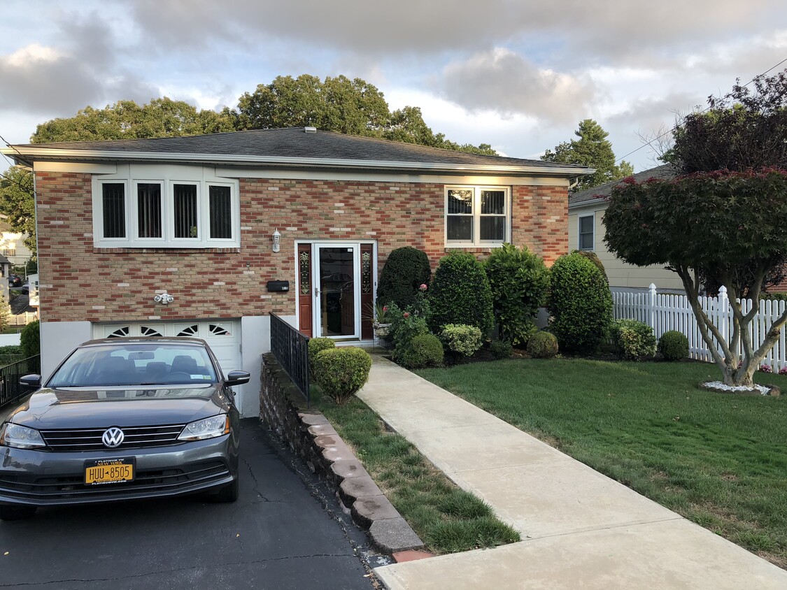 Foto principal - 428 Mile Square Rd