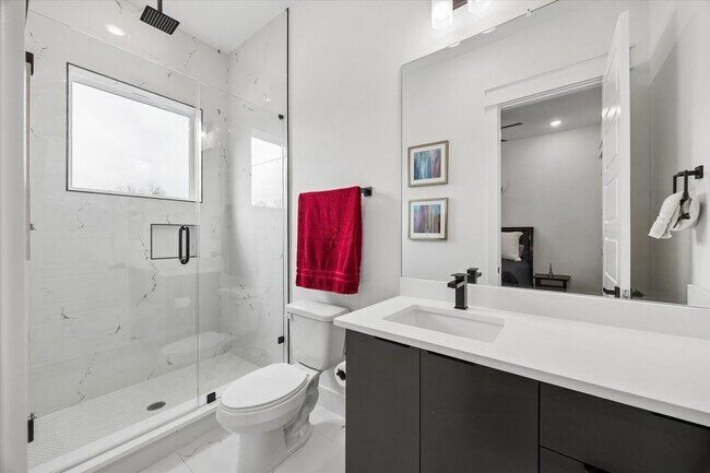 Foto del edificio - 5318 Wunder Ln