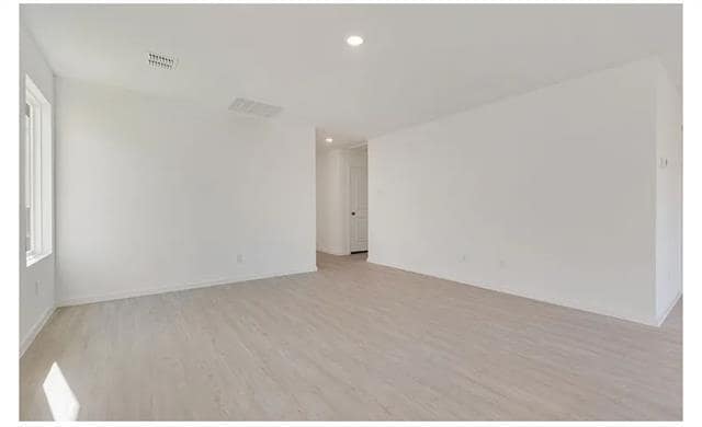 Building Photo - 613 Holleman Dr