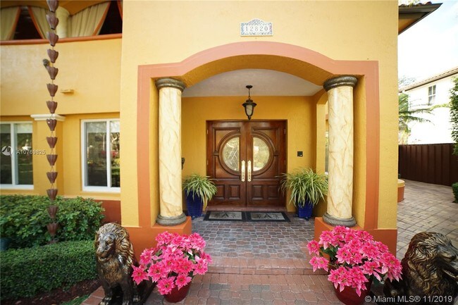 Building Photo - 12820 SW 81st Ave