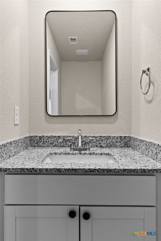 Foto del edificio - 803 Meadow Cir