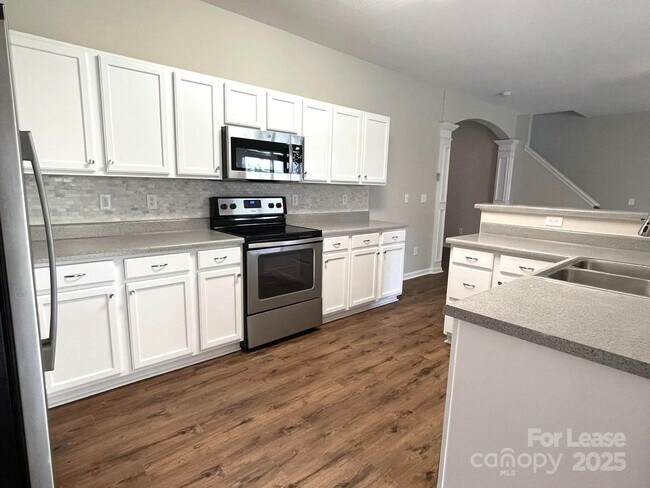Foto del edificio - 2039 Moss Creek Dr
