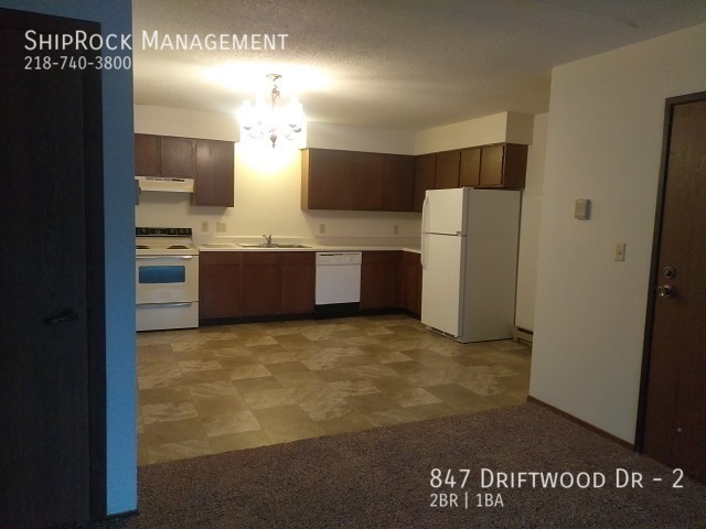 Foto del edificio - 847 Driftwood Dr