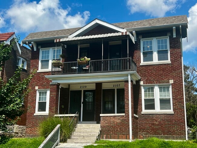 Building Photo - 2107 Maury Ave