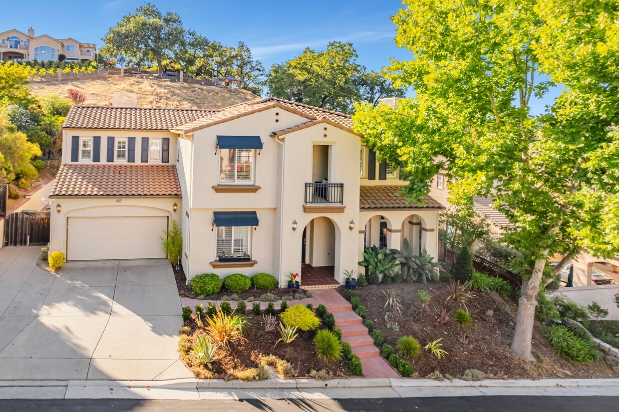 Primary Photo - 7473 Hoylake Ct