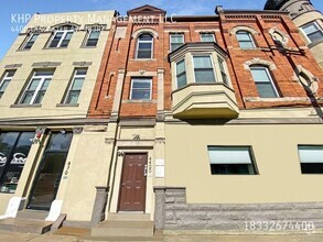 Building Photo - 4400 Lancaster Ave