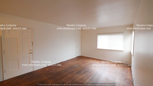 Building Photo - Cottage Style 2 bed / 1 bath Apartment Loc...