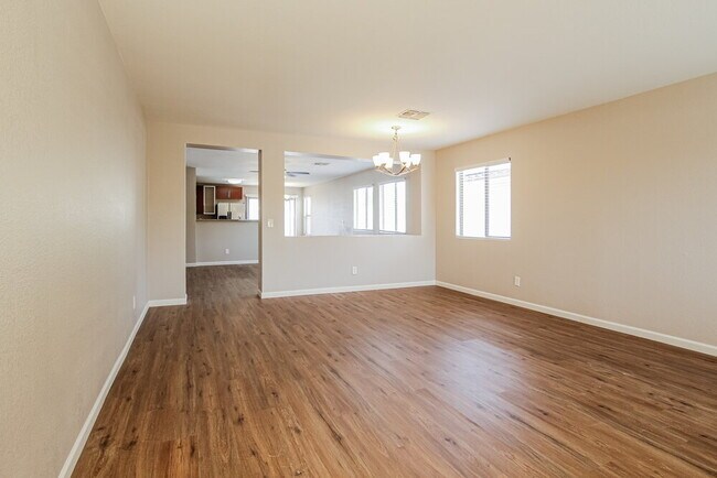 Foto del edificio - 13714 W Fargo Dr
