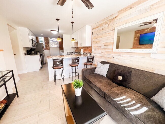 Foto del edificio - 881 E Kensington Ave