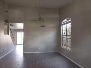 Building Photo - 1782 W Springfield Way
