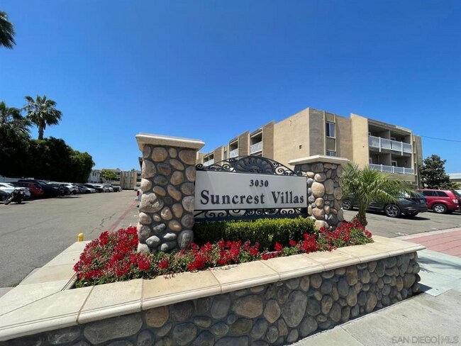 Foto del edificio - 3030 Suncrest Dr