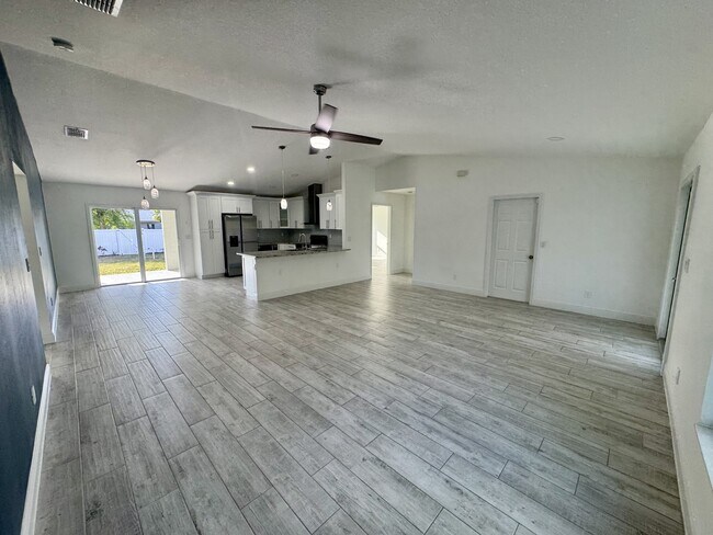 Foto del edificio - 1872 Tulane Ave SE