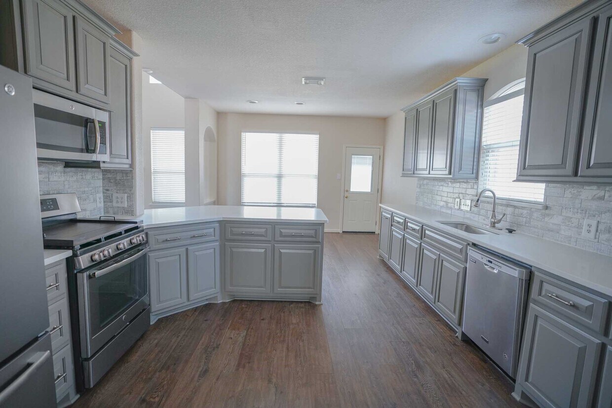 Foto del edificio - 21010 Silver Rawls Ln