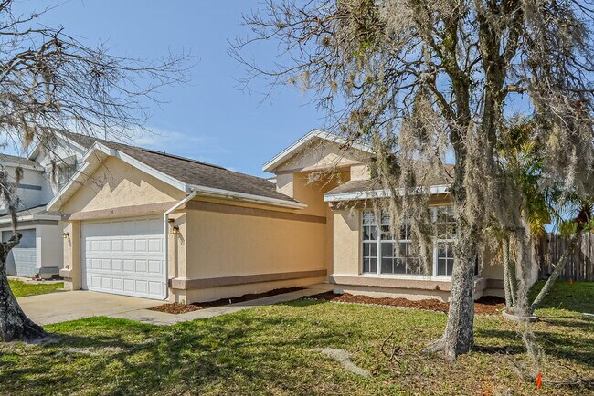Foto del edificio - 105 Rock Springs Ct