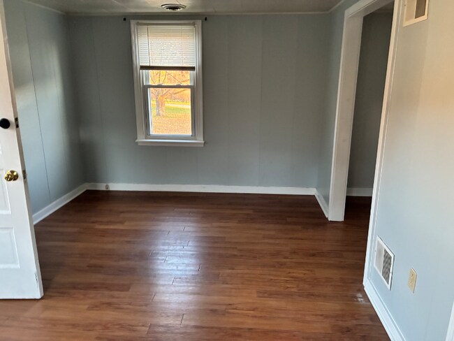 Foto del edificio - 429 Camp Strauss Rd