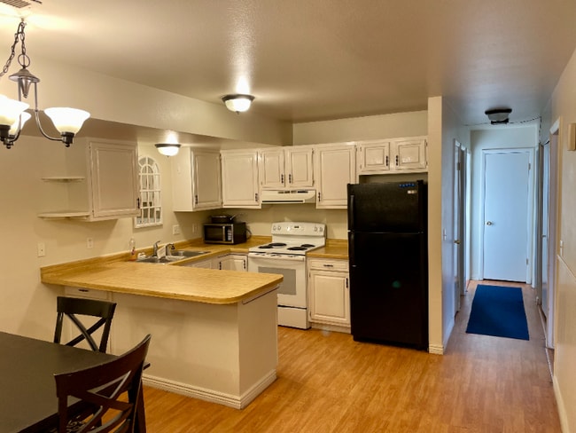 Foto del edificio - 1710 Hickory Ln