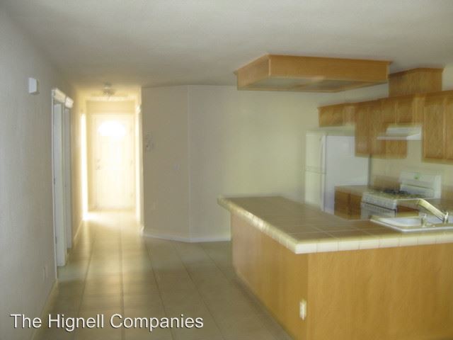 Building Photo - 21939 Chimney Rock Dr