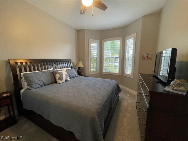 Foto del edificio - 16456 Edgemont Dr