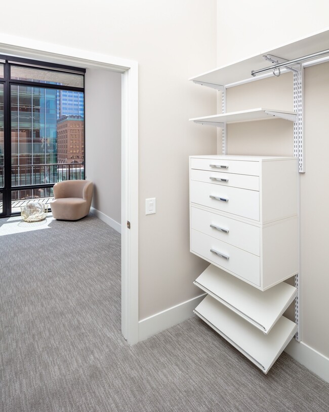 Interior Photo - 365 Nicollet