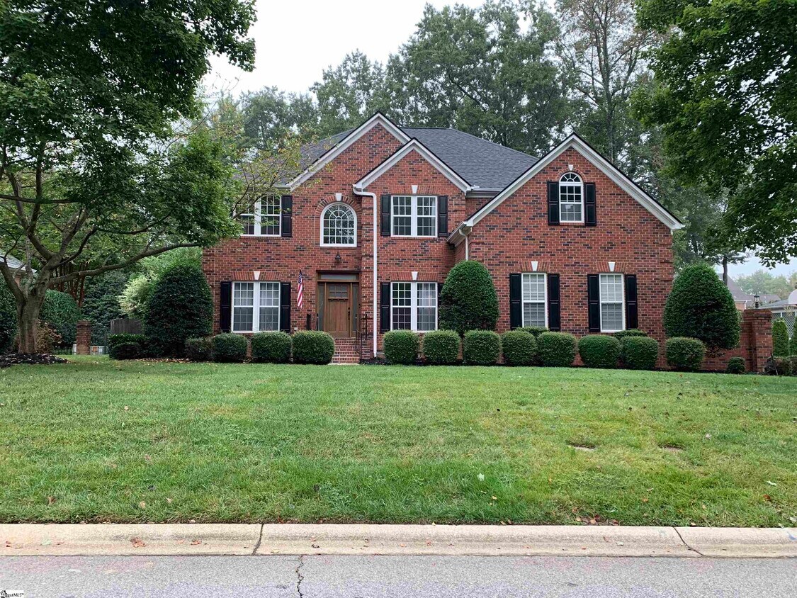 Primary Photo - 220 Huddersfield Dr