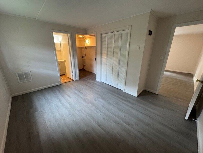 Foto del edificio - Maryville City 37803 - Recently remodeled 1-Bedroom, 1 Bath Home - Contact Tim Tipton (865) 806-7255