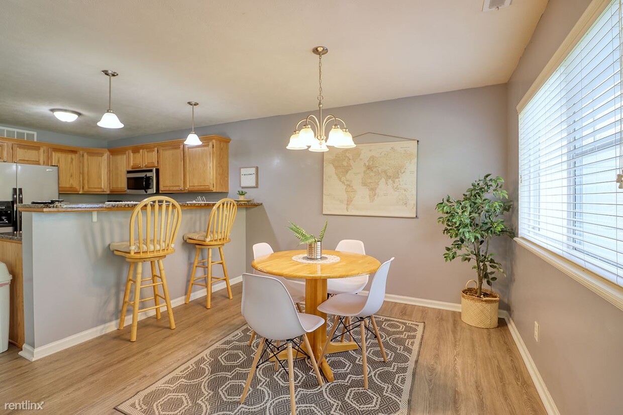 Primary Photo - 3 br, 2.5 bath Townhome - 1928 North Gate ...