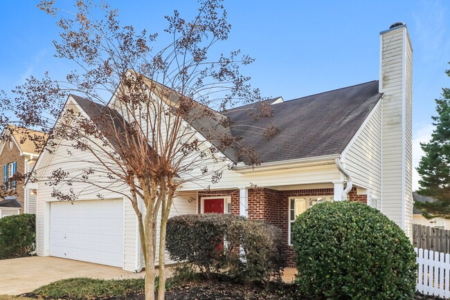 Building Photo - 240 Greystone Cir