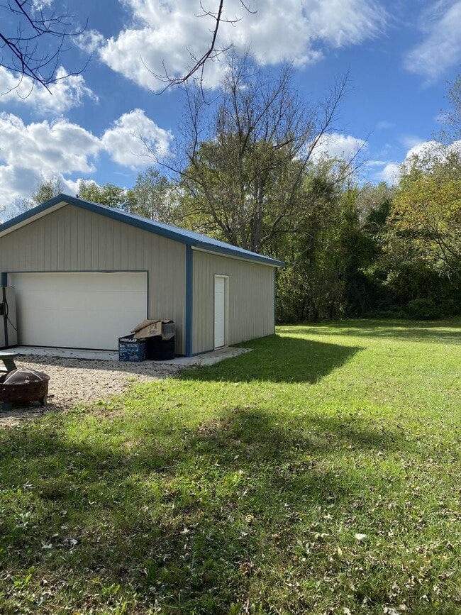 Building Photo - 2284 Pressler Rd