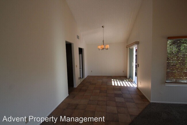 Building Photo - 2 br, 2 bath House - 10030 Nuerto Lane