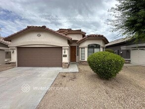 Building Photo - 2213 W Carolina Dr