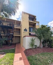 Building Photo - 2855 Winkler Ave