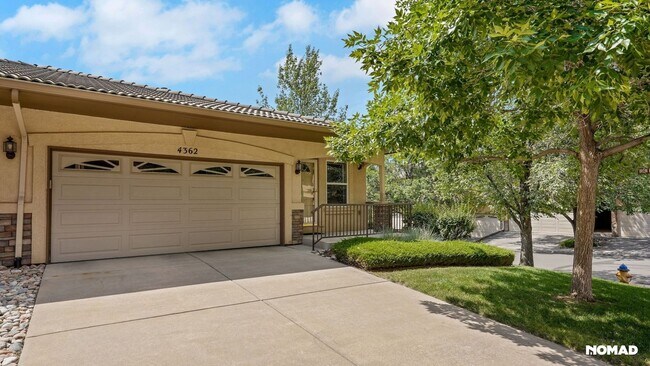 Foto del edificio - Charming 3BR Townhome in Colorado Springs