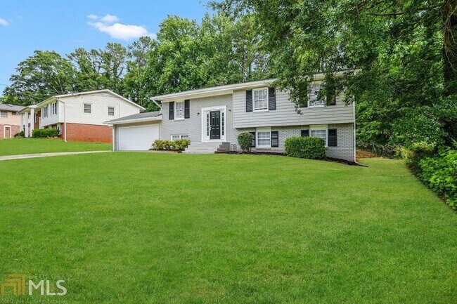 Building Photo - 2157 Rollingview Dr