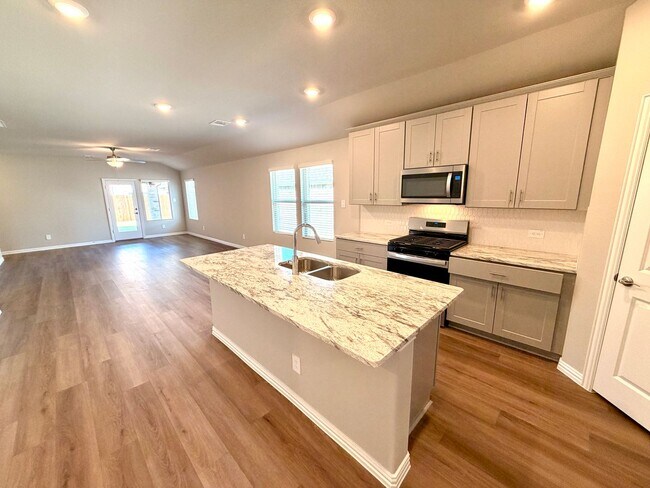 Building Photo - 508 Regency Ct