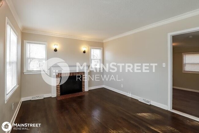 Building Photo - 636 SUNSET AVE, LIBERTY, MO 64068