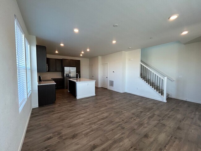 Foto del edificio - Beautiful New Build in the Heart of Timnat...