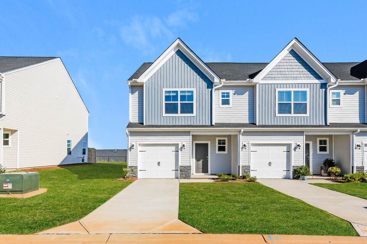 Primary Photo - 26 Apricot Ln, Duncan, SC
