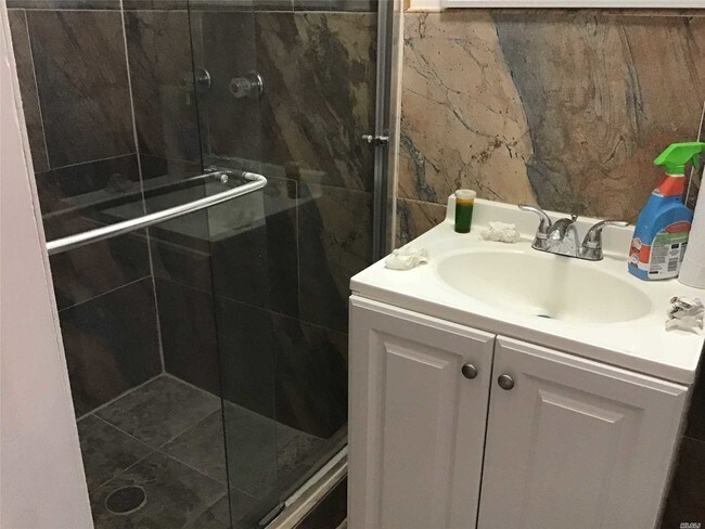 Building Photo - 114 Harman St