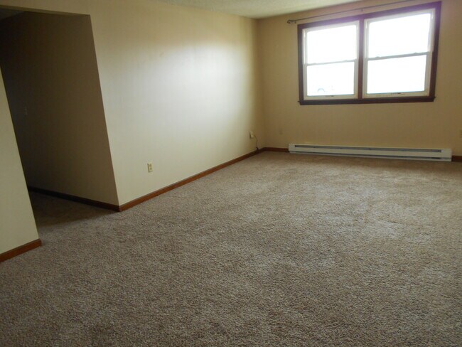 Foto del edificio - 6557 Lincoln Ave