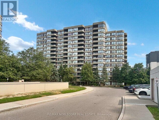 Building Photo - 91 Townsgate Dr