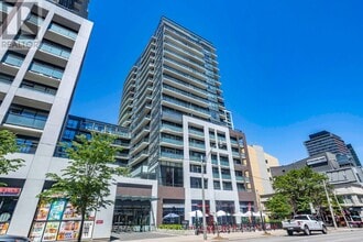 Building Photo - 460 Adelaide St E