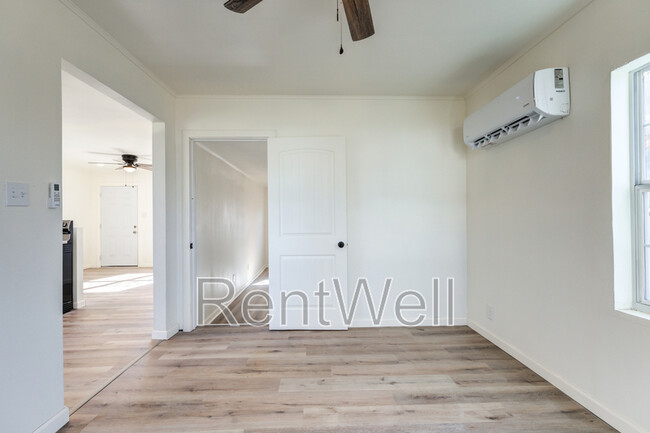 Foto del edificio - 2516 2nd St