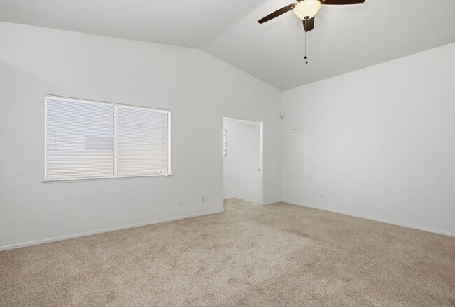 Foto del edificio - 7561 Glowing Ember Ct