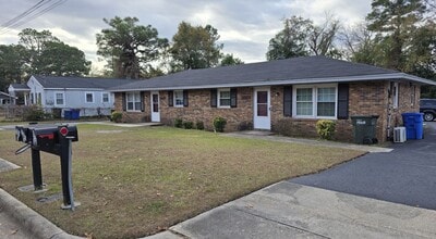 Building Photo - 2305 Emily St