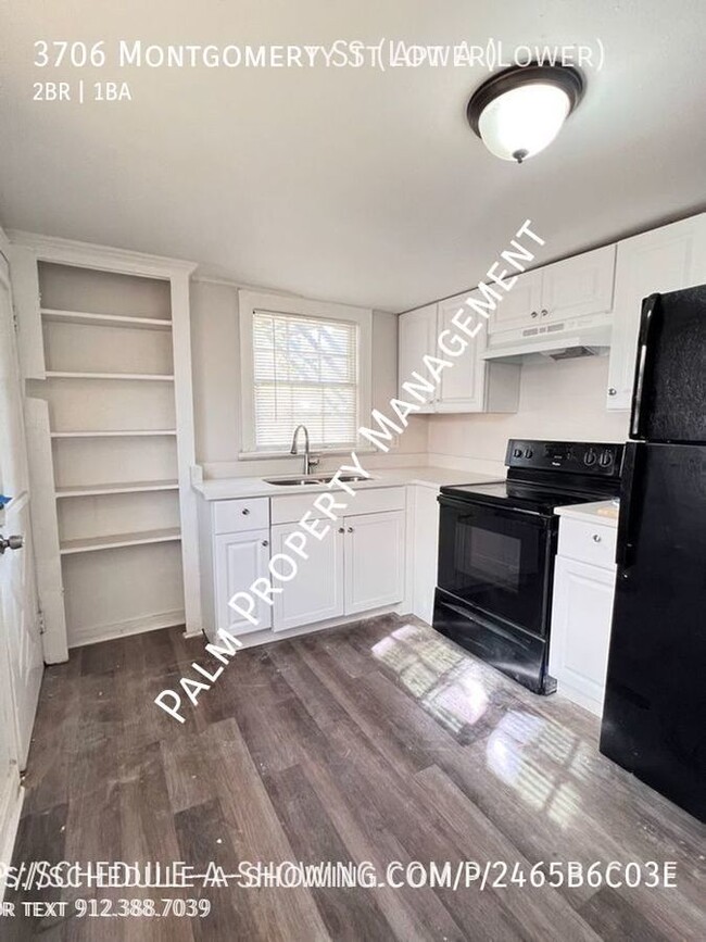 Building Photo - Cute downstairs Duplex Apartment: Complete...