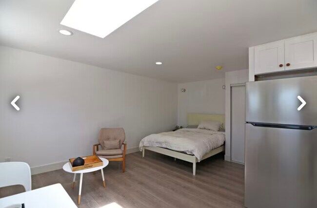 Foto del edificio - 2712 Westwood Blvd