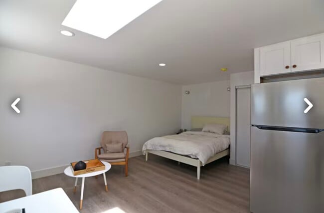 Building Photo - 2712 Westwood Blvd